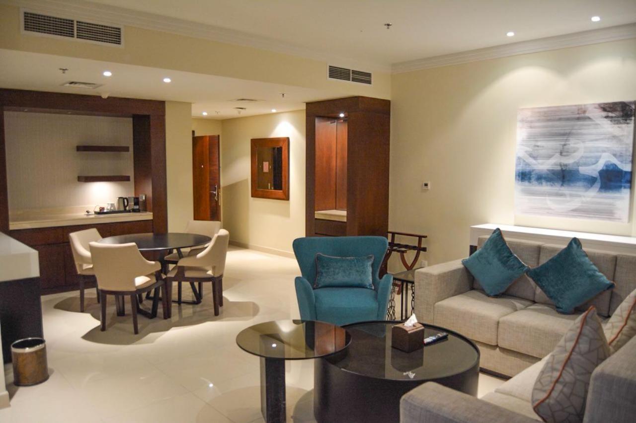Grand Mercure Hotel ドバイ エクステリア 写真